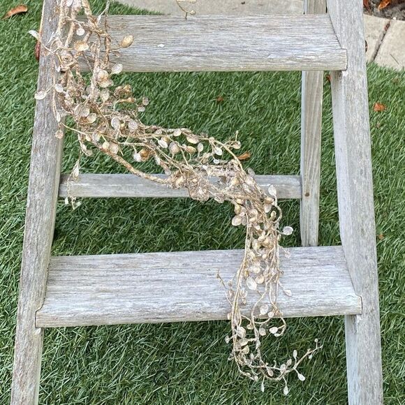 NWT New Winward Home Gold Shimmer Holiday Eucalyptus Winter Leaf Vine Garland - Picture 5 of 14